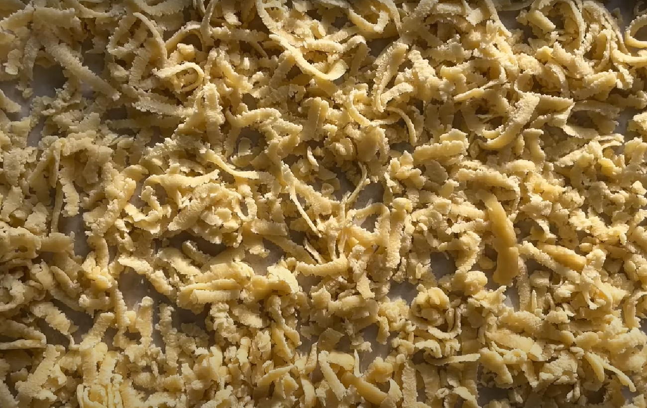 Торт "Мурашник": рецепт старого десерту зі згущеним молоком